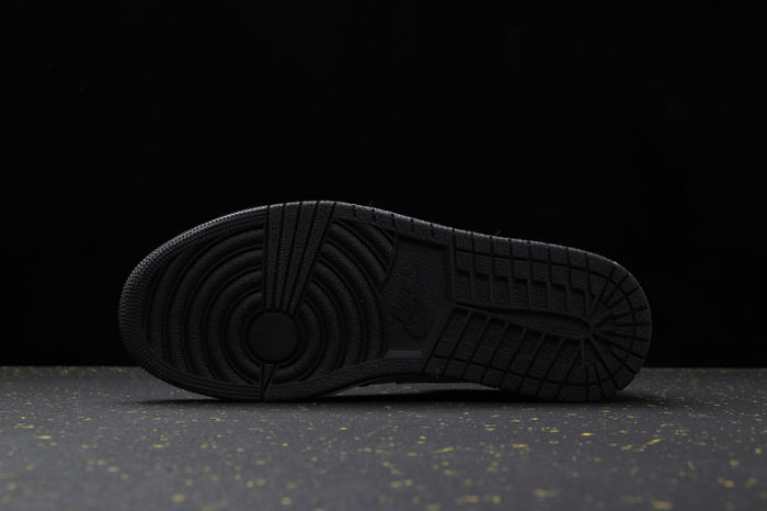 AJ 1 Mid Retro Classics Shoes 852542-005