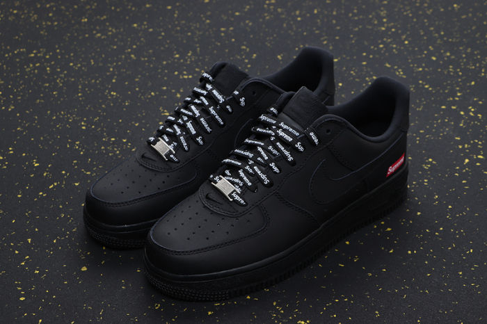 Supreme x Air Force 1 '07