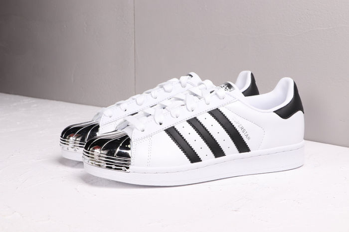 Women's Superstar Classics