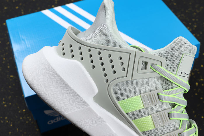 EQT Back ADV