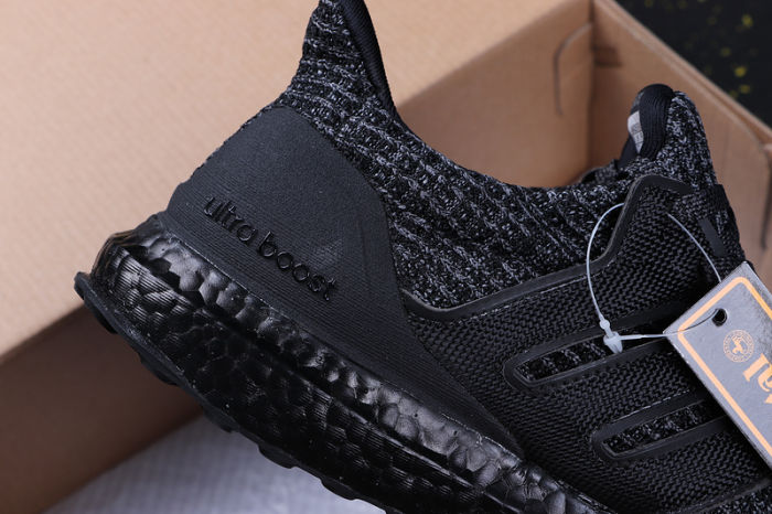 UltraBOOST 4.0