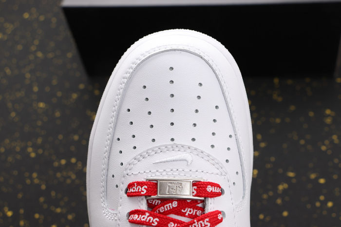 Supreme x Air Force 1 '07