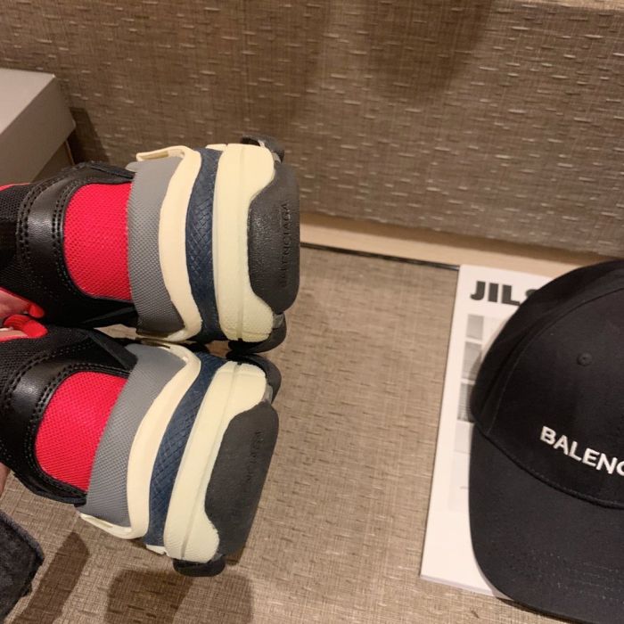 Balenciaga triple-s dad shoes