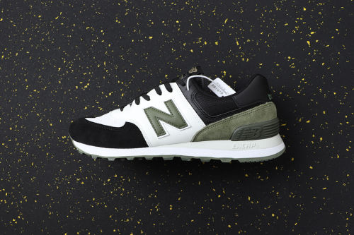 NB574 Classics 001