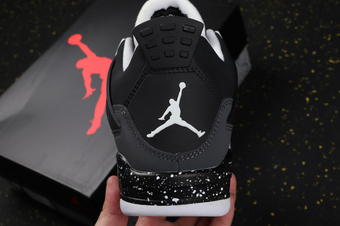 AJ4 Retro Classics Shoes 626969-030