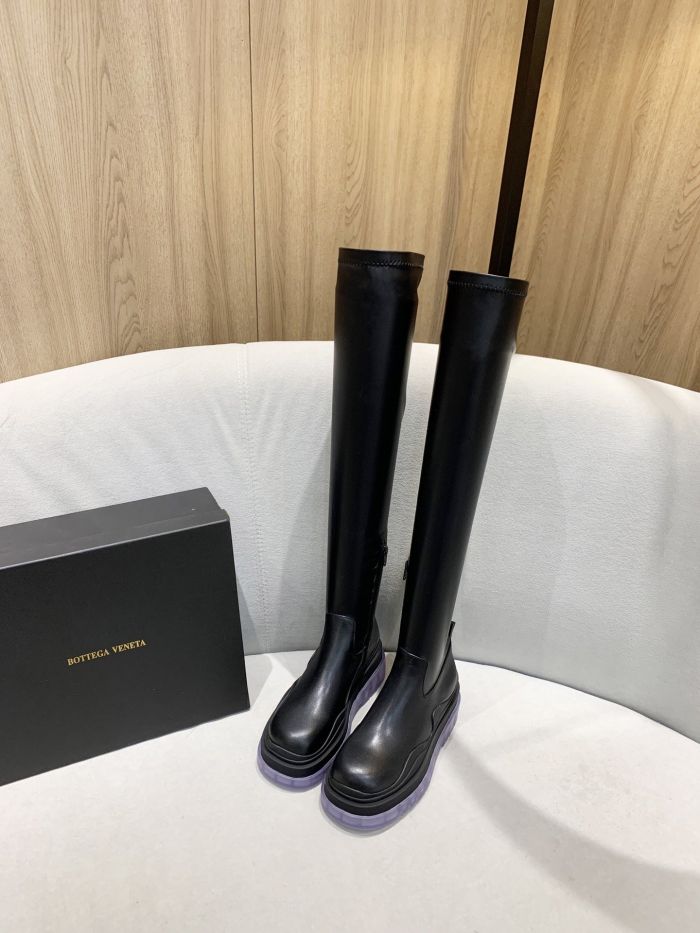 The latest in autumn and winter of 2020-BV stretch boots 2458 net celebrity the same style This year's hot style, full of design sense, these boots have super thin legs, do not want to take off at all, with trousers, shorts, skirts are OK. When quality and beauty go hand in hand, who can resist this damn charm! The foot feels super comfortable, ▫Shoe upper: imported cowhide ▪ Inside: In sheepskin