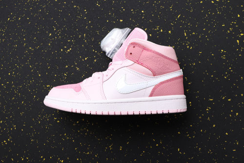Women's AJ 1 Mid Retro Classics Shoes CW5379-600