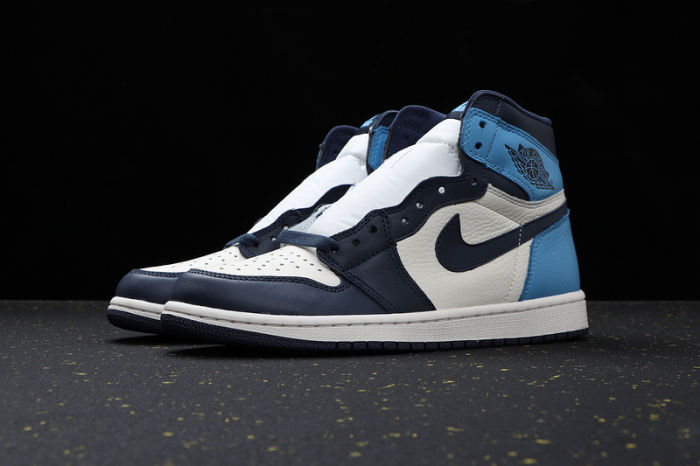 AJ 1 High Retro Classics Shoes 555088-140