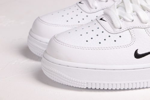 Air Force 1 Mid