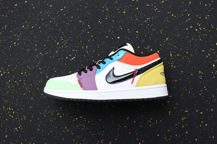 AJ 1 Low Retro Classics Shoes Travis Scott
