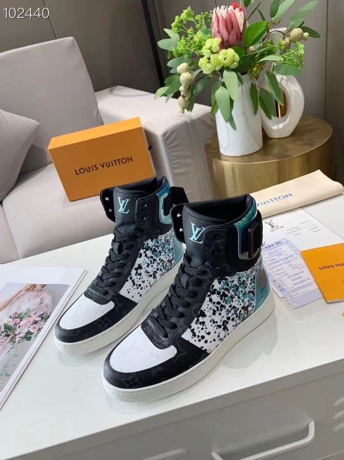 LV original mold with LOGO wear-resistant lightweight rubber outsole shoes!
