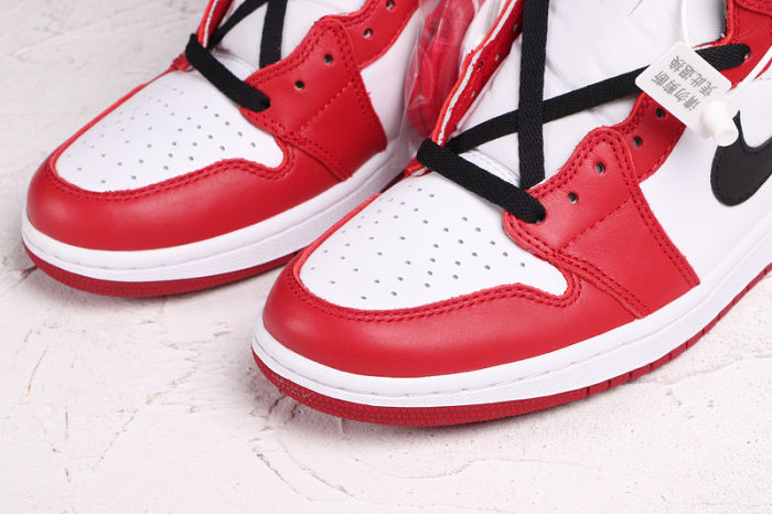 AJ 1 High Retro Classics Shoes 555088-101