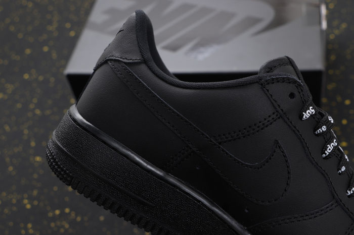 Supreme x Air Force 1 '07