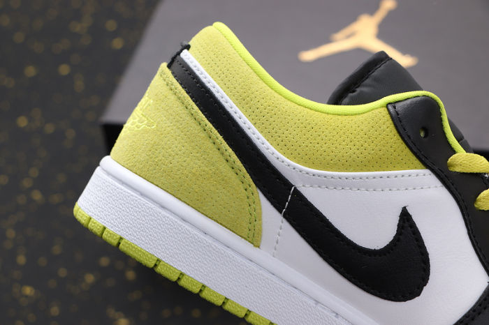 AJ 1 Low Retro Classics Shoes CK3022-003