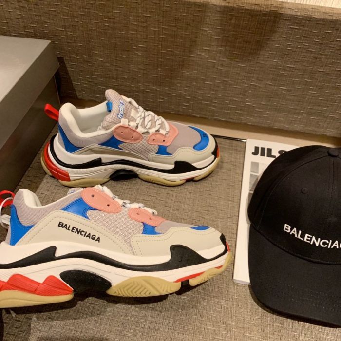 Balenciaga triple-s dad shoes