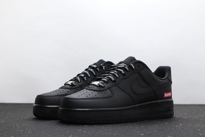 Supreme x Air Force 1 '07