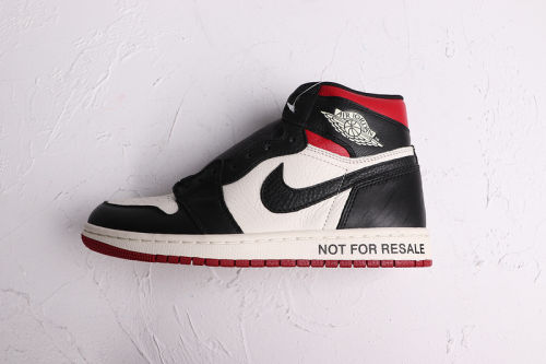 AJ 1 High Retro Classics Shoes 861428-106
