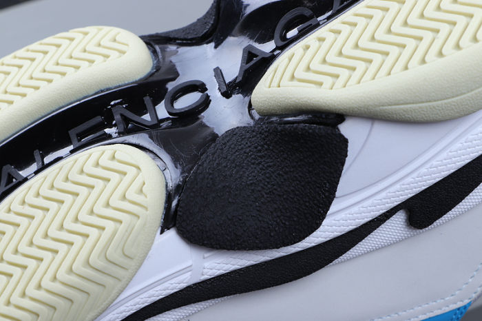 Triple S Classics 4322