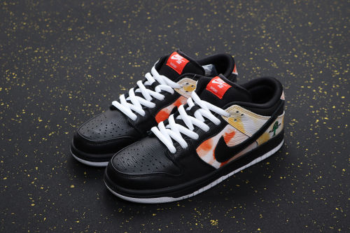 SB Dunk Classics
