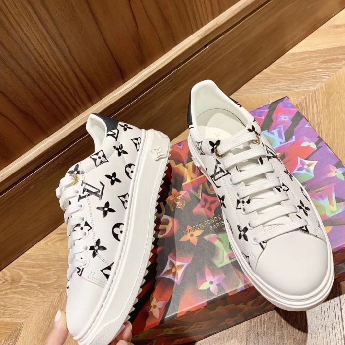 Louis Vuitton's latest casual sneakers for early spring 2020, this fashionable and trendy special craftsmanship
