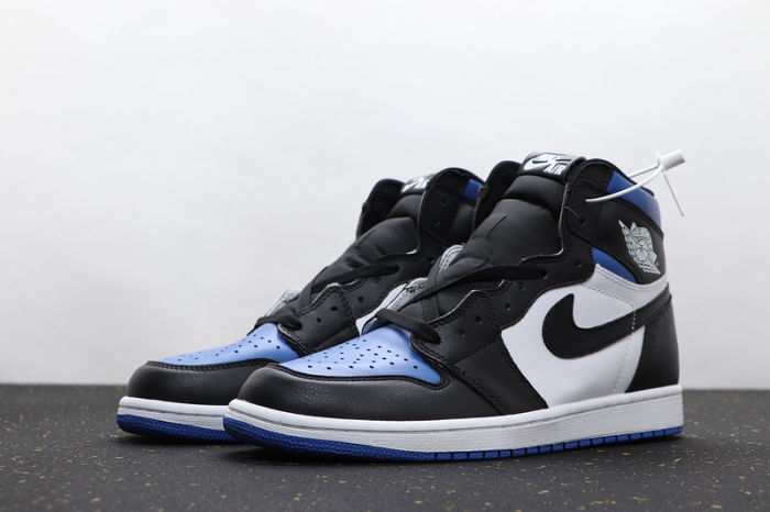 AJ 1 High Retro Classics Shoes 555088-041