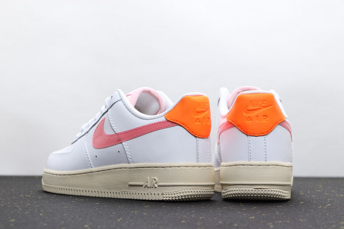 AIR FORCE 1 '07 LOW White/DigitalPink