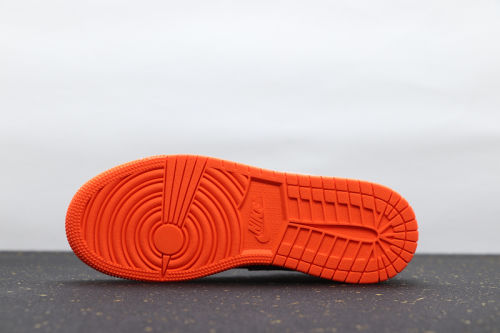 Women's AJ 1 Mid Retro Classics Shoes 554724-870