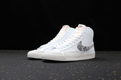 Blazer Mid Classics