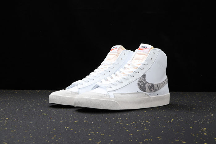 Blazer Mid Classics