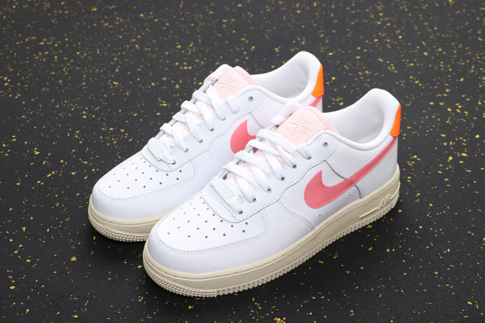 AIR FORCE 1 '07 LOW White/DigitalPink