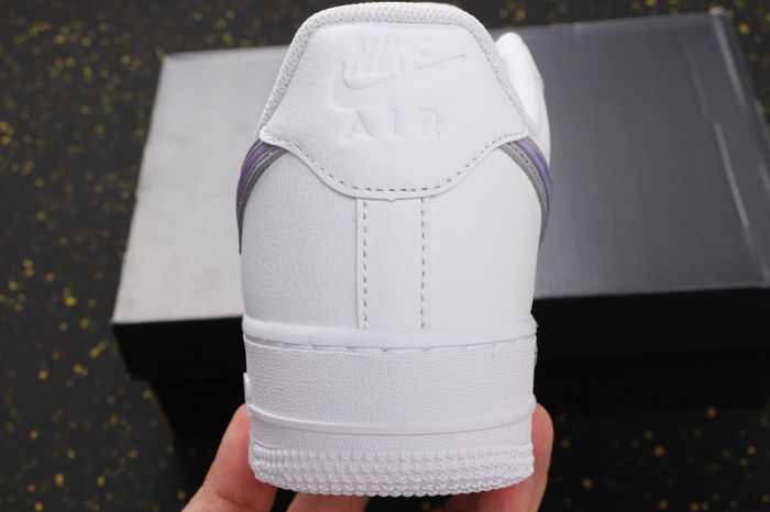 Air Force 1 07 LV8 3