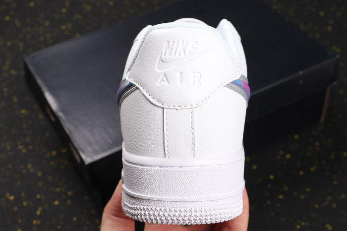 Air Force 1 07 LV8 3