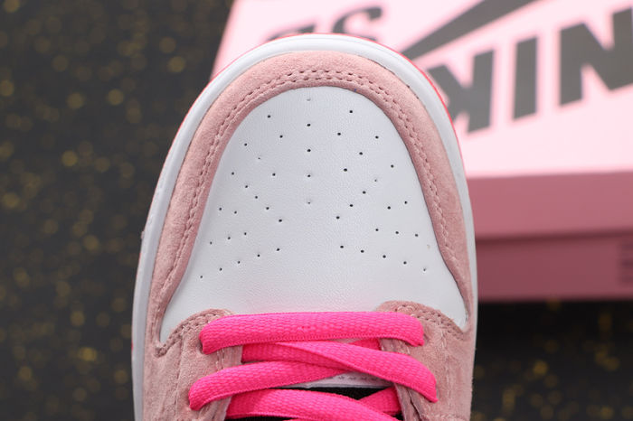 SB Dunk Classics