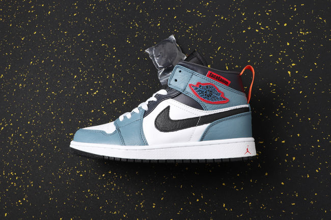 AJ 1 Mid Retro Classics Shoes CU2802-100