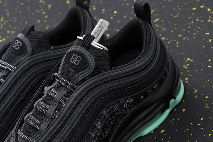 Air Max 97 Classics Retro 921522-018