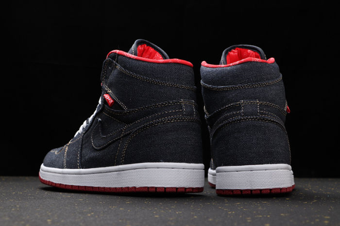 AJ 1 High Retro Classics Shoes 556298-010