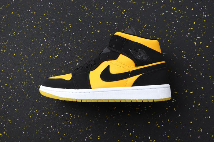 AJ 1 Mid Retro Classics Shoes CD6759-007