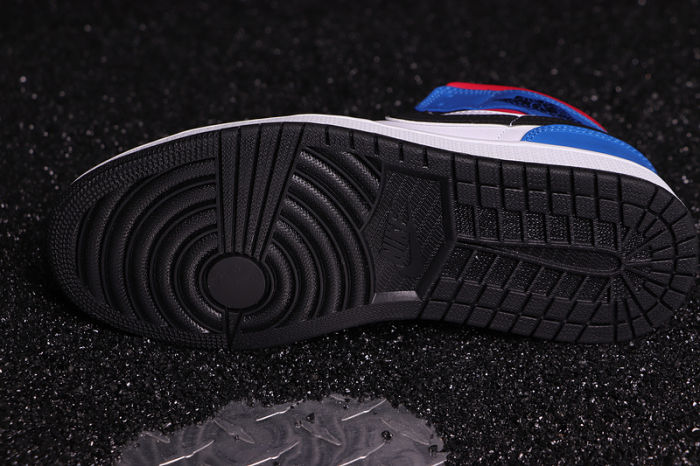 AJ 1 Mid Retro Classics Shoes 554724-124