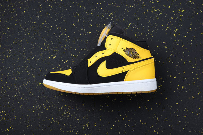 AJ 1 Mid Retro Classics Shoes 554724-035