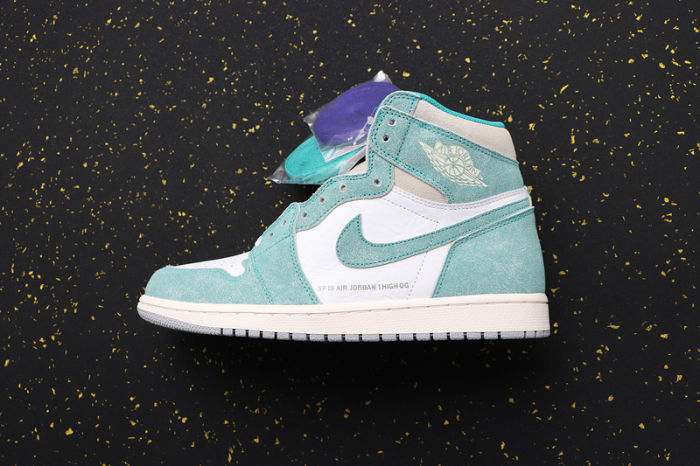 AJ 1 High Retro Classics Shoes 555088-311