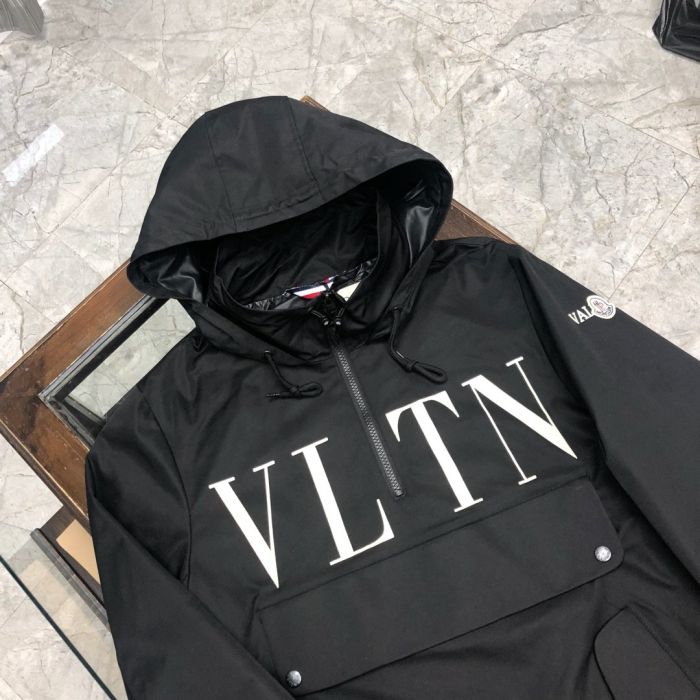 Mengkou & Valentino, counters original spring jackets and windbreakers, light and comfortable 🌹High-level orders, high-standard customization 　 windproof, waterproof, fabric, upper body is very stylish 🍃popular letter design, trendy men's heart!