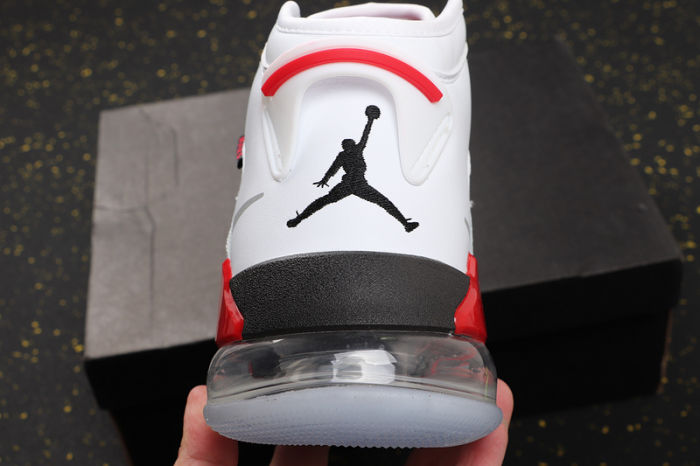 AJ270 Retro Classics Shoes CD7070-100