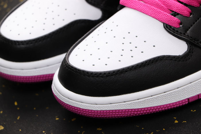 AJ 1 Low Retro Classics Shoes CK3022-005
