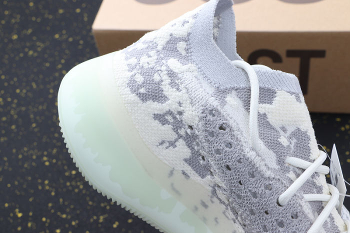 YEEZY BOOST 380 Alien