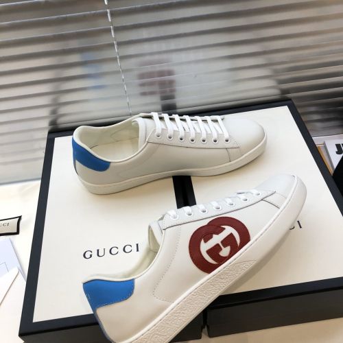 Gucci blue tailed shoes