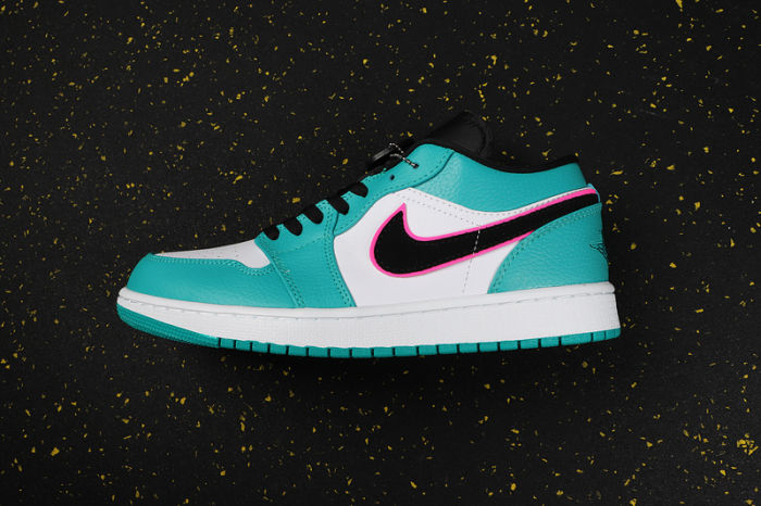 AJ 1 Low Retro Classics Shoes 553558-306