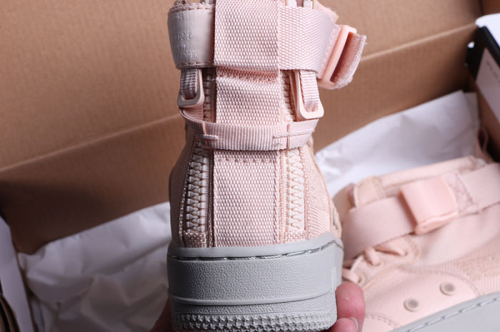 Air Force 1 SF Mid