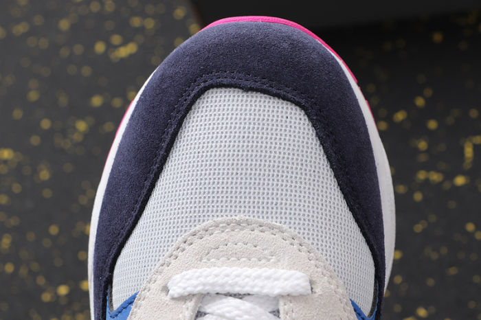 NB580 Classics 001