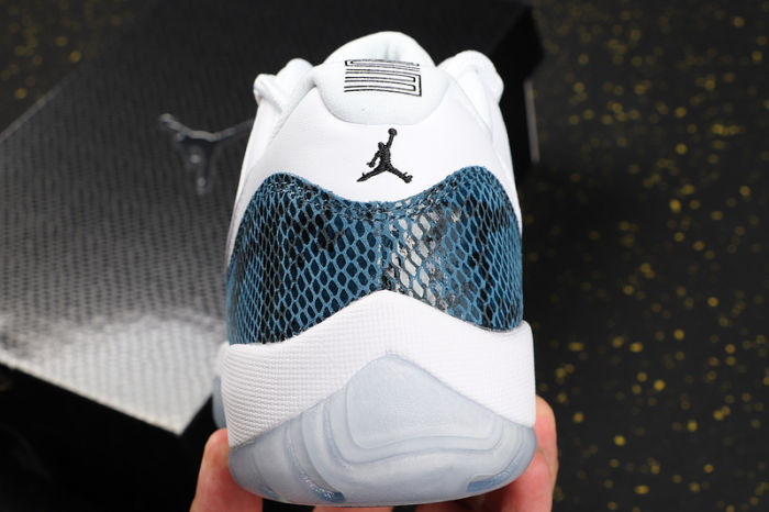 AJ11 Retro Classics Basketball Shoes CD6846-102