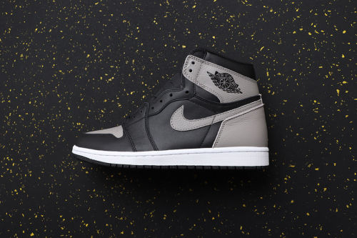 AJ 1 High Retro Classics Shoes 555088-013
